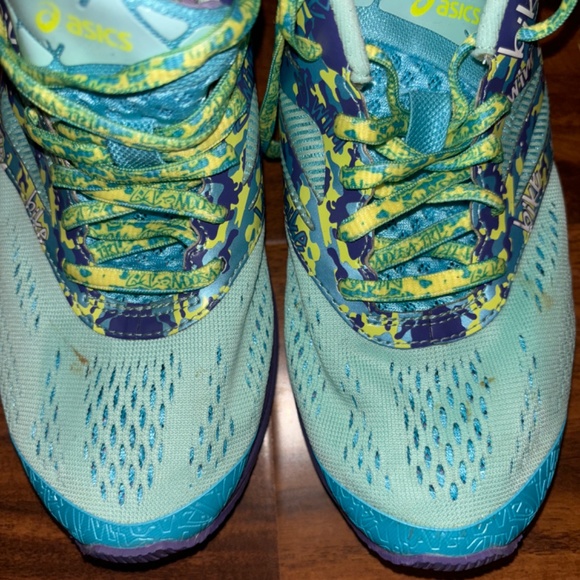 NEW ASICS- Gel Noosa Tri 10 - Picture 6 of 6